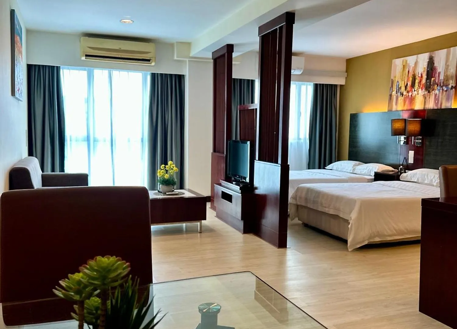 Ming Garden, Haetsal Suite kontakter